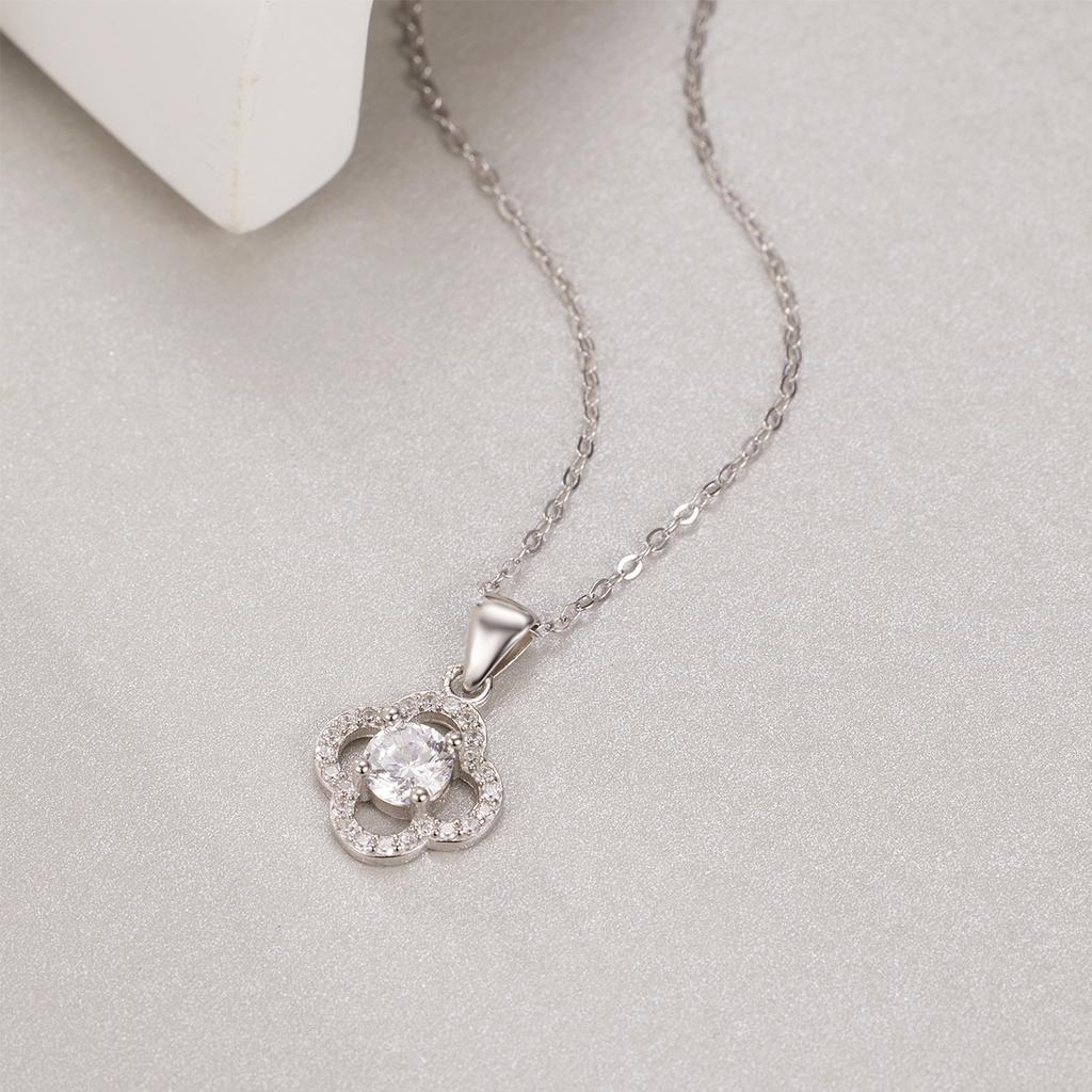 Ожерелье из стерлингового серебра S925 с четырьмя листами клевера из циркония для женщин, модное, легкое, роскошное, высококачественное, с подвеской в виде счастливой травы, дизайн, чувство лета