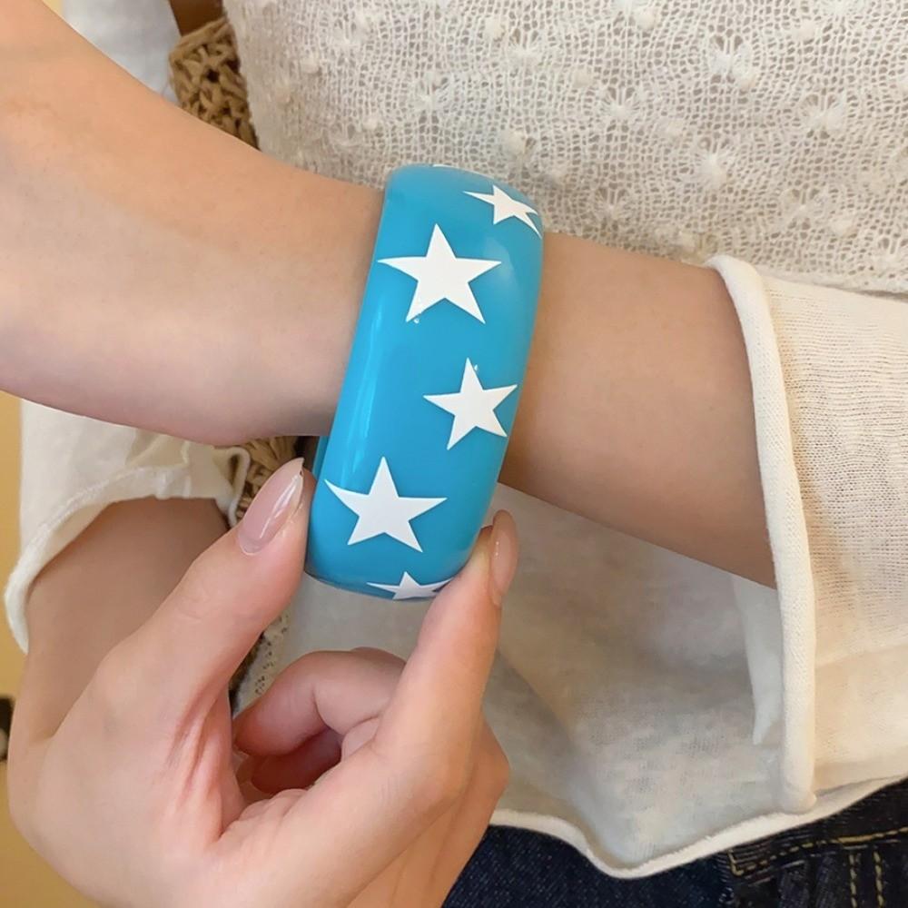 Resin Y2k Star Bangle Smudging Pentagram Hand Ring Exaggerated Star Wide Bracelet Gift