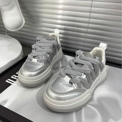 Популярные в интернете кожаные туфли на толстой подошве, белые туфли, женские, с круглым носком, на шнуровке, на плоской подошве, в сочетании цветов, туфли-хлебцы, спортивные и повседневные туфли