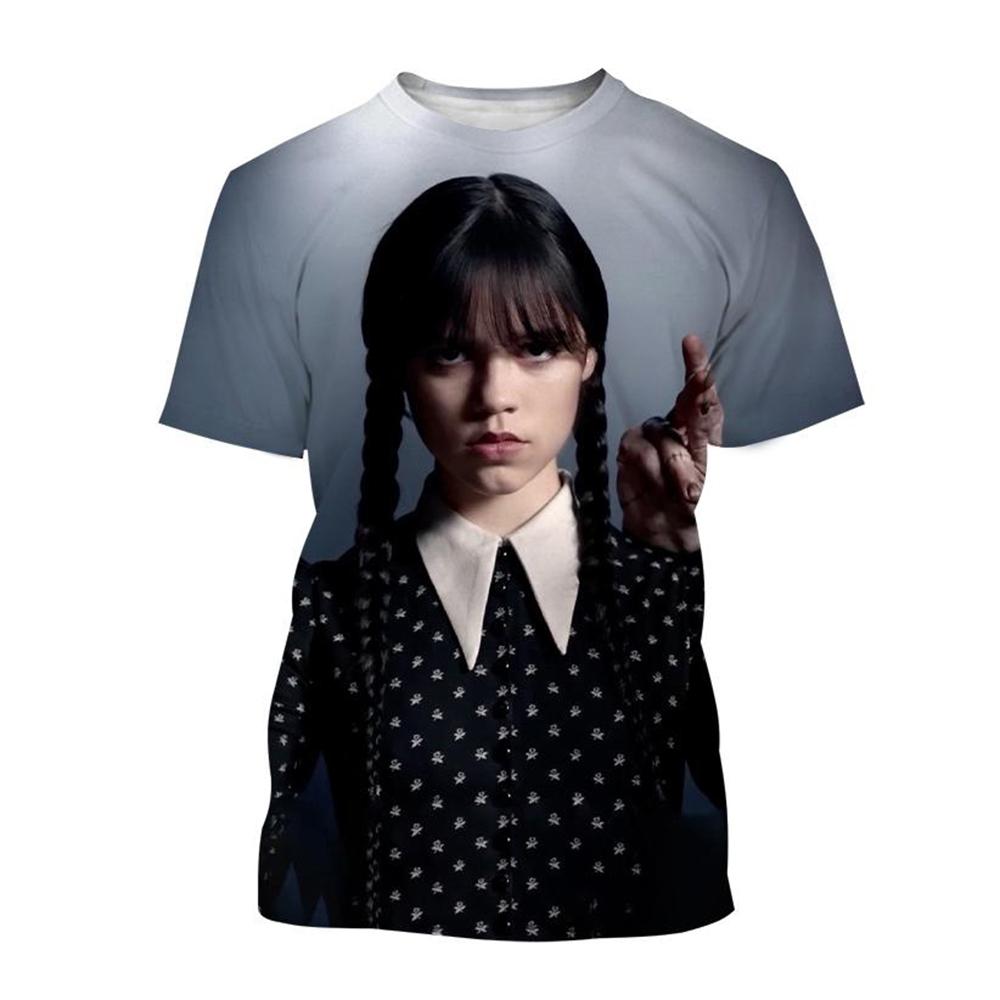 Женские футболки с коротким рукавом и повседневным кроем с 3D-принтом персонажа Уэнсдей Мерлины - Мягкая полиэстеровая ткань средней эластичности, летняя одежда свободного кроя