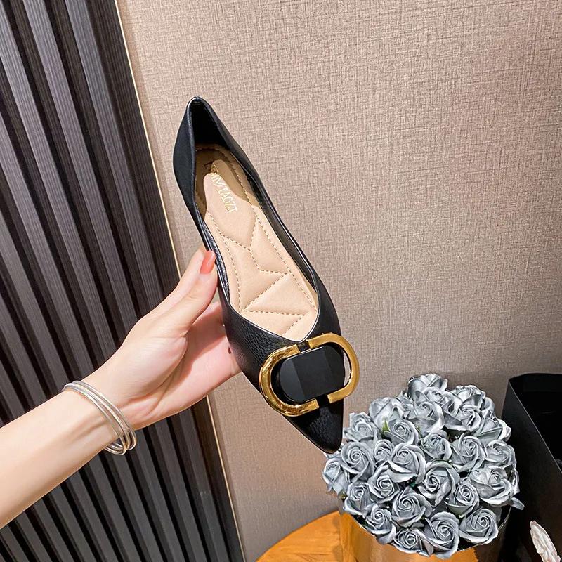 Модные классические женские туфли на плоской подошве 2024 года, новые летние повседневные туфли на мягкой подошве с плоским каблуком и острым носком, лидер продаж, женская обувь больших размеров 41-43