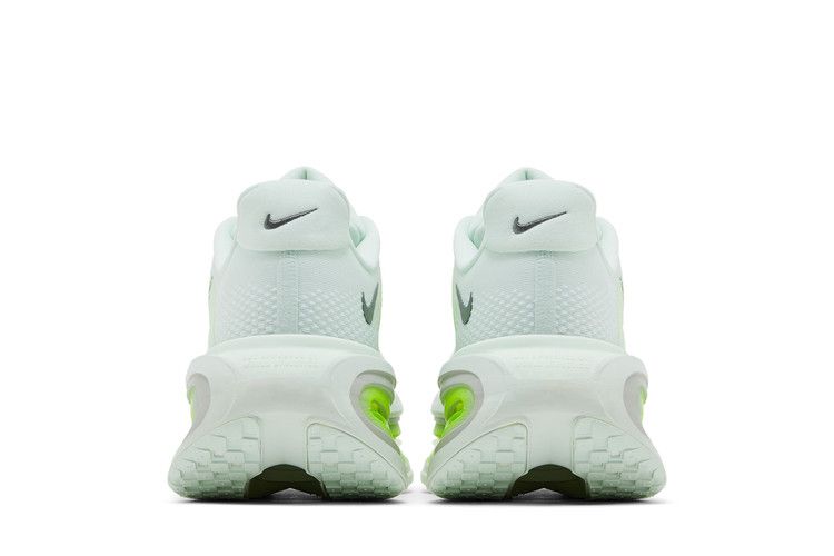 Nike Vomero Premium Barely Volt