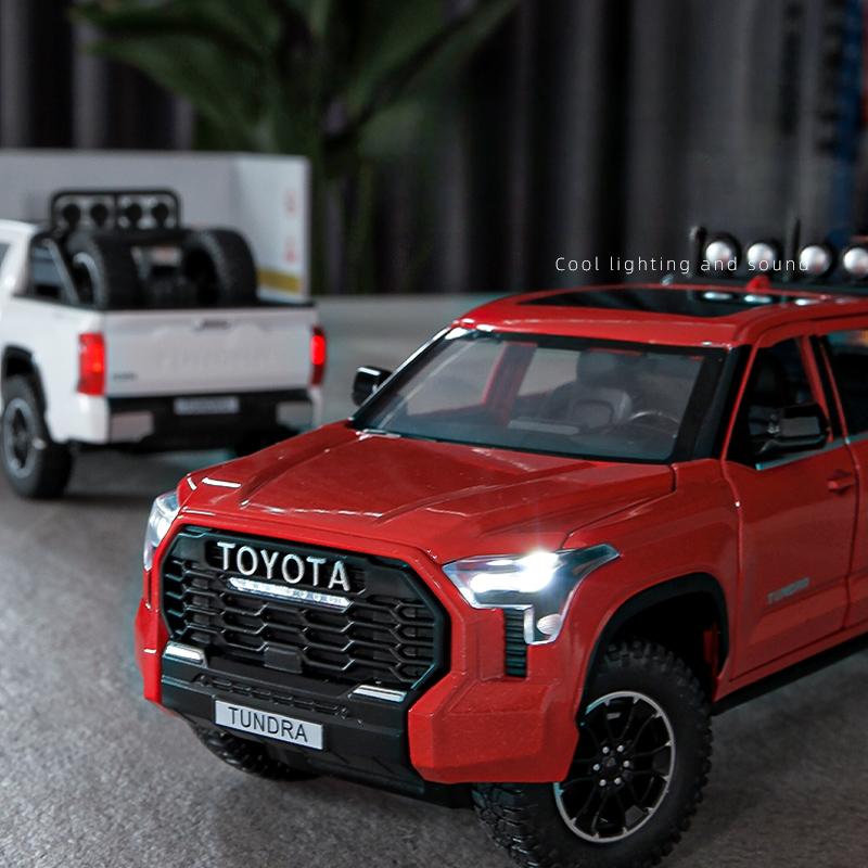 Новая симуляция 1:24 масштаба Toyota TRD Pro Off Road Car Модель Металлический литой пикап Игрушки Транспортные средства для детей Мальчики Звук и свет