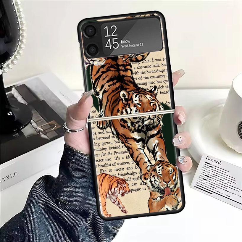Превосходные Чехлы с Рисунком Тигра для Samsung Galaxy Z Flip 4 5 6 7 3 Z Flip7 Flip6 Flip4 Flip5 Flip3 5G Жесткие Ударопрочные Fundas C