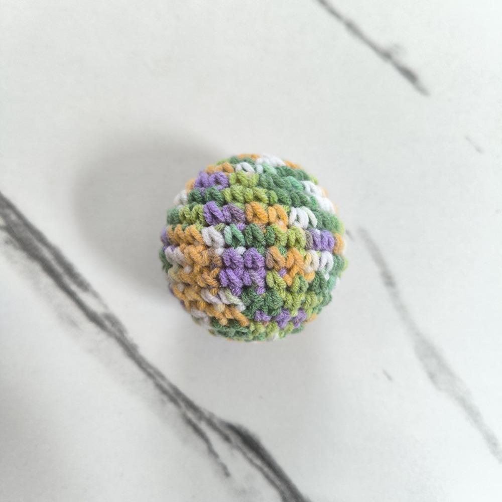 Retro Hand-Knitted Cat Toys Ball Colorful with Bell Inside Cat Ball Toy Woolen Yarn Interactive Kitten Toys for Indoor Self Play