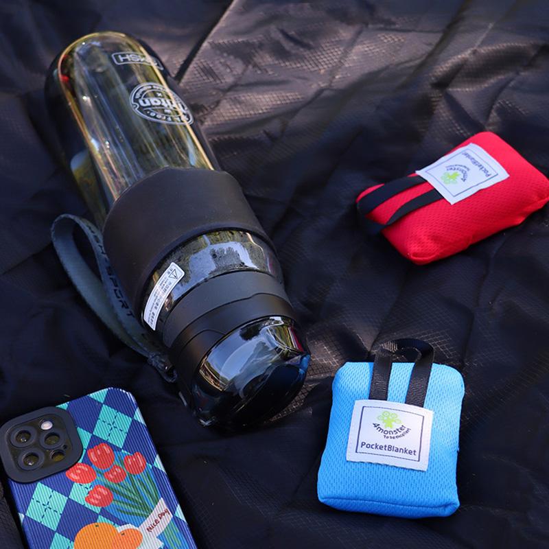 Mini Pocket Picnic Blanket Outdoor Pocket Blanket Compact Beach Mat Foldable Lightweight Pad Portable Picnic Waterp Waterproof Mat Beach Pad