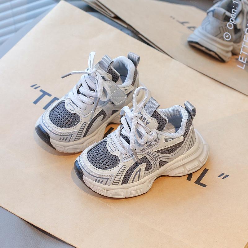 2025 Spring New Classmates Boys Light Breathable Sports Running Shoes Korean Version Fashionable Versatile Girls Dad Shoes