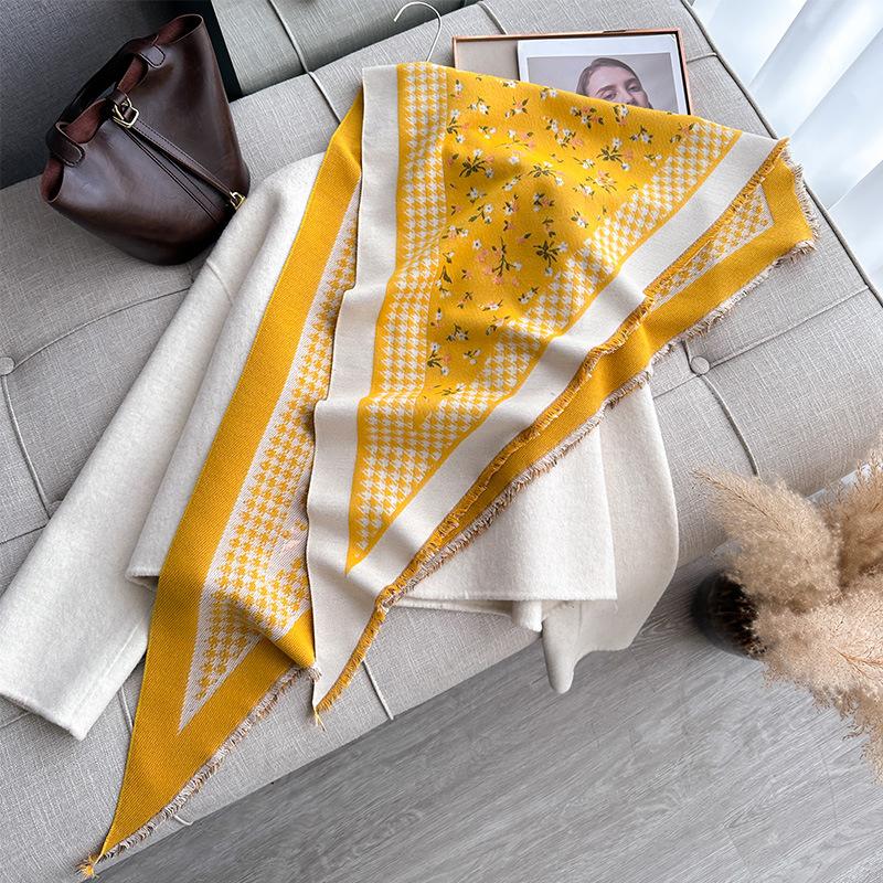 Autumn And Winter Triangle Scarf, Floral Houndstooth, Small Fresh Print, Double-Sided Scarf, Shawl Outside The Woman