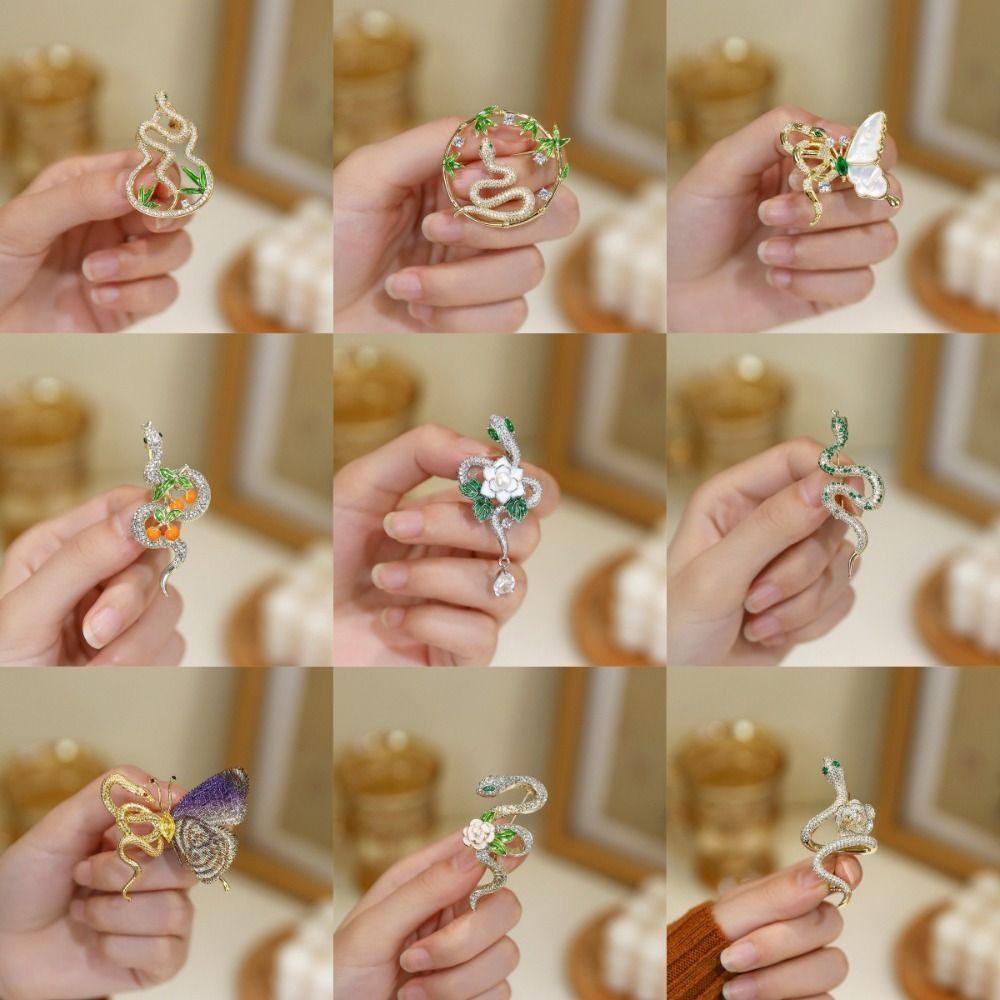 Minimalist Rhinestone Collar Pins Animal Snake Lapel Pin Temperament Zodiac Snake Brooch Party