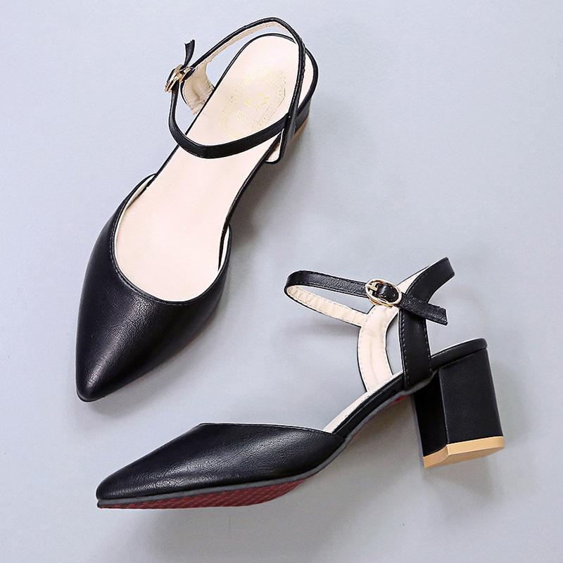 2024 Ранняя весна Новые туфли Baotou Single Shoes Женские босоножки на среднем каблуке с одной пуговицей и высоким толстым каблуком с острым носком и юбкой