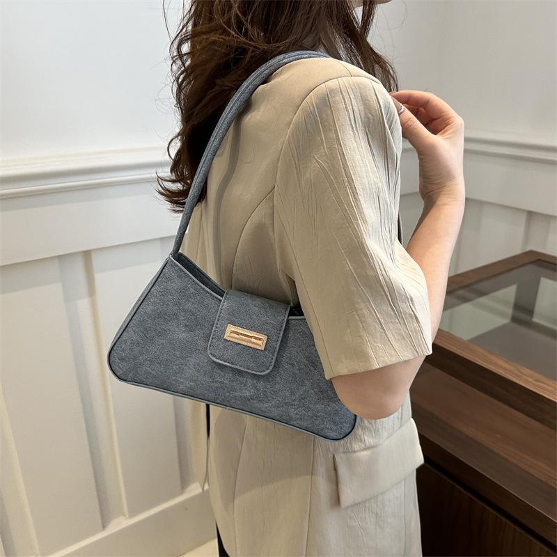 Fashionable and Versatile Women's Bag High Value Underarm Bag Korean High End Fashionable Casual Shoulder Bag