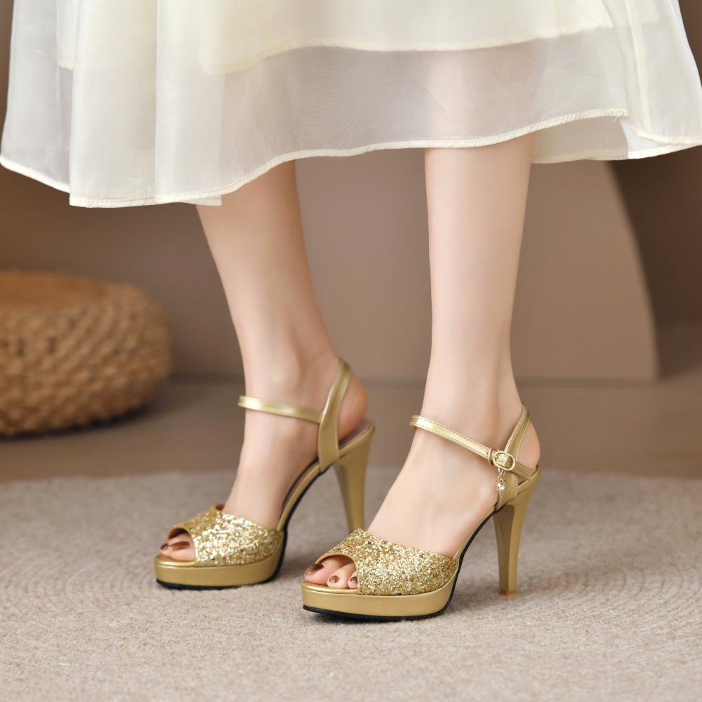 Модные золотые босоножки на платформе женские 2025 новые туфли на высоком каблуке женские свадебные туфли модные с открытым носком сандалии женские
