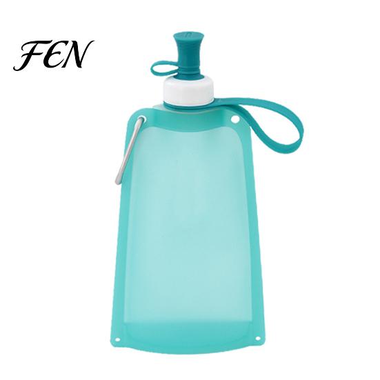 Collapsible Silicone Pouch 500ML Water Bottle, Portable Folding Drinking Bag, Camping Bottle with Lanyard for Outdoor Hiking Cycling Climbing