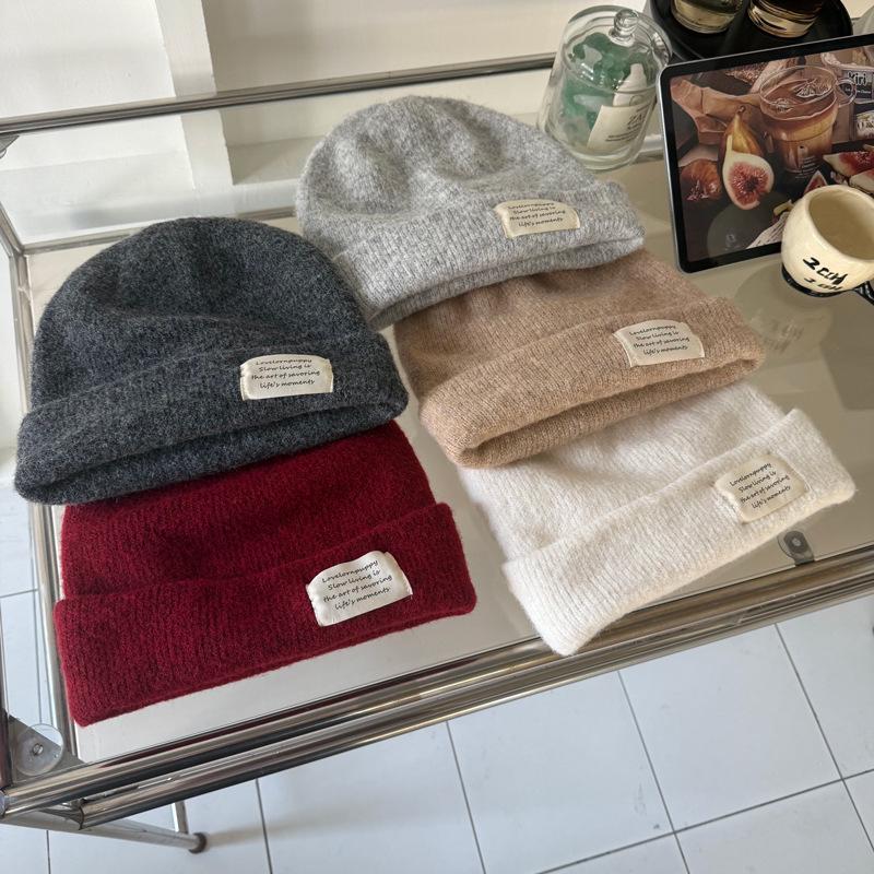 Корейская нишевая шапка-бини в стиле пэчворк однотонной расцветки: Теплая, Защищающая от холода, Осенне-зимняя, Стильная, Унисекс повязка на голову для более стройного вида лица.