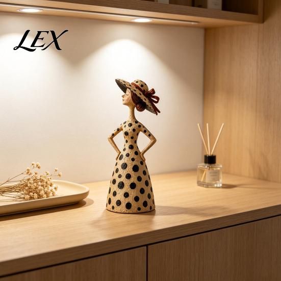 Durable Resin Crafts Vintage Cat & Lady Sculpture, Artistic Striped Statues, Small Sculptures for Living Room Elegant Polka Dot Ornament, Housewarming