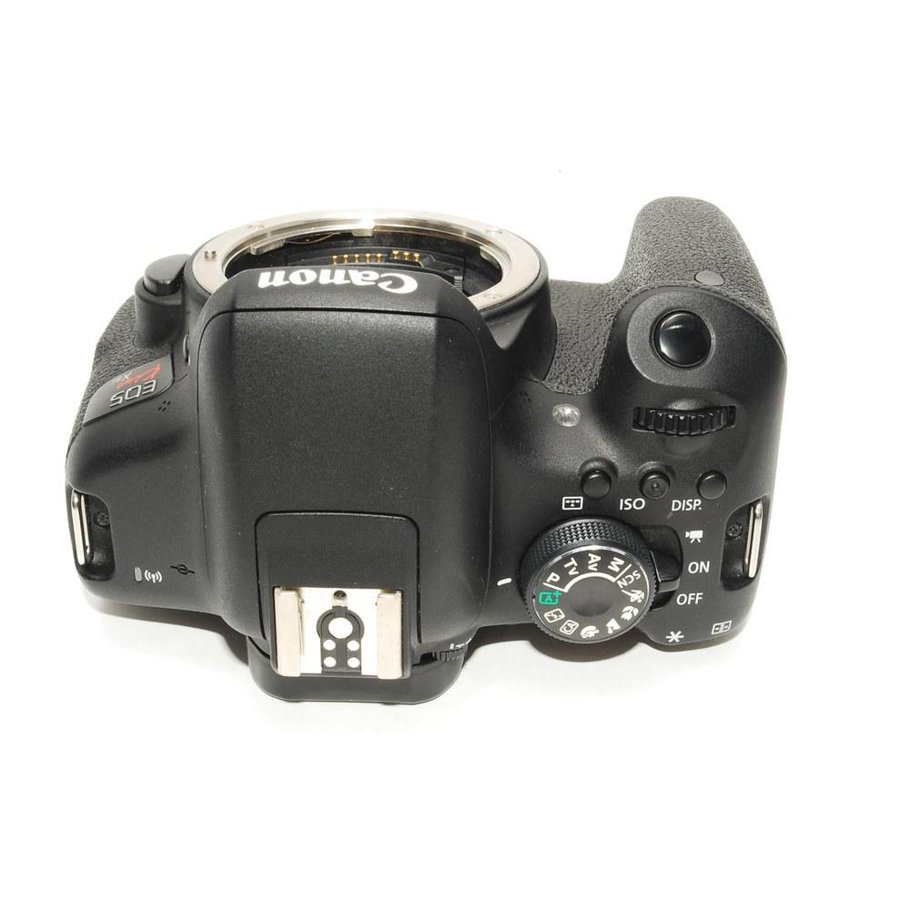 Canon Цифровая зеркальная камера Canon EOS Kiss X8i Комплект объективов EF-S18-55mm F3.5-5.6 IS STM