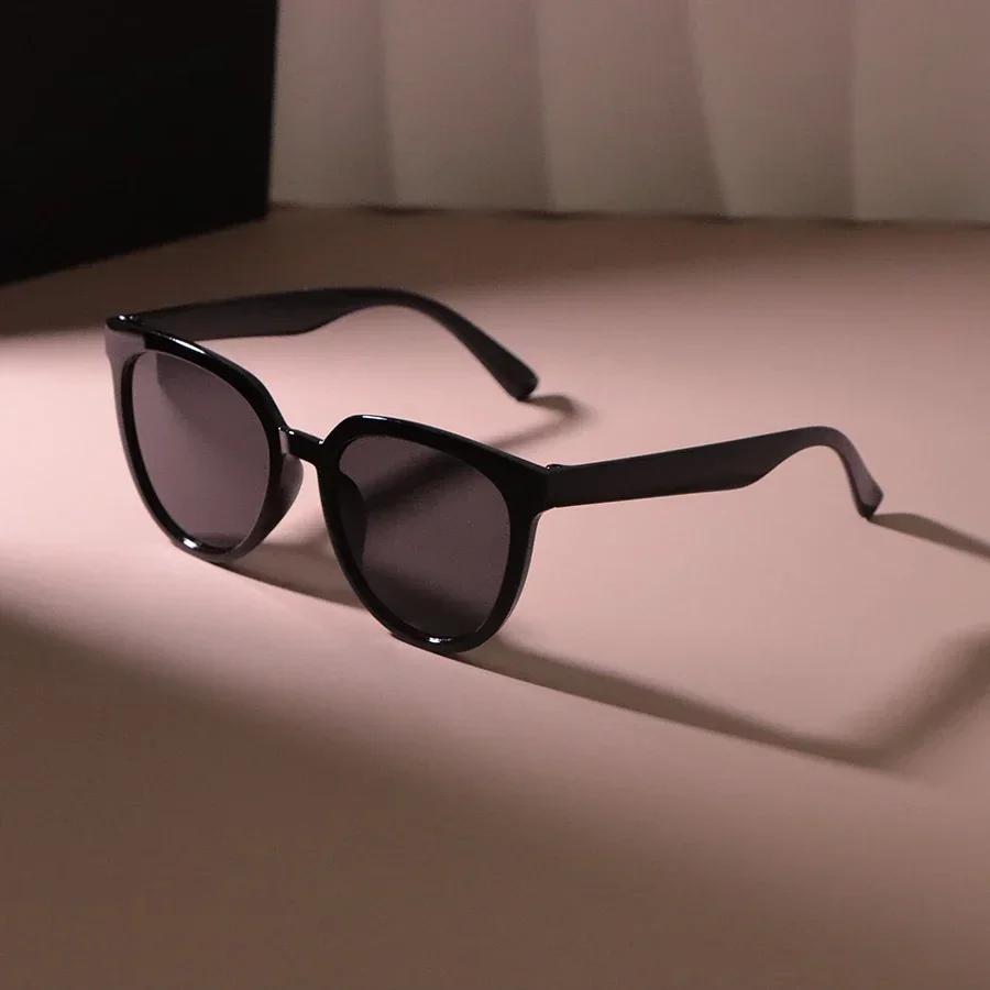 Vintage Cat Eye Sunglasses Women Men Designer Casual Sun Glasses Female Male Outdoors Classic Mirror Shades