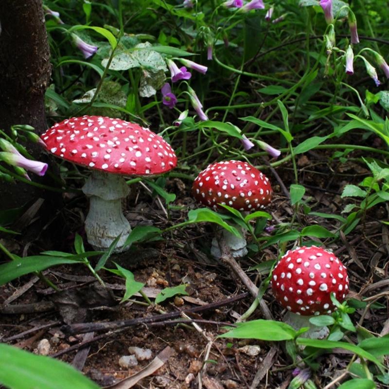 3pcs Artificial Mini Mushroom Model Luminous Garden Stakes Fairy Garden Plant Miniatures Terrarium Yard Signs Decoration