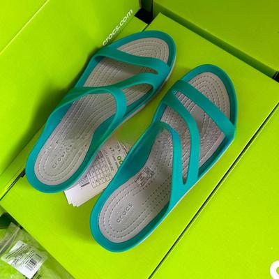 Новые женские сандалии на плоской подошве с мягкой подошвой, модные пляжные шлепанцы