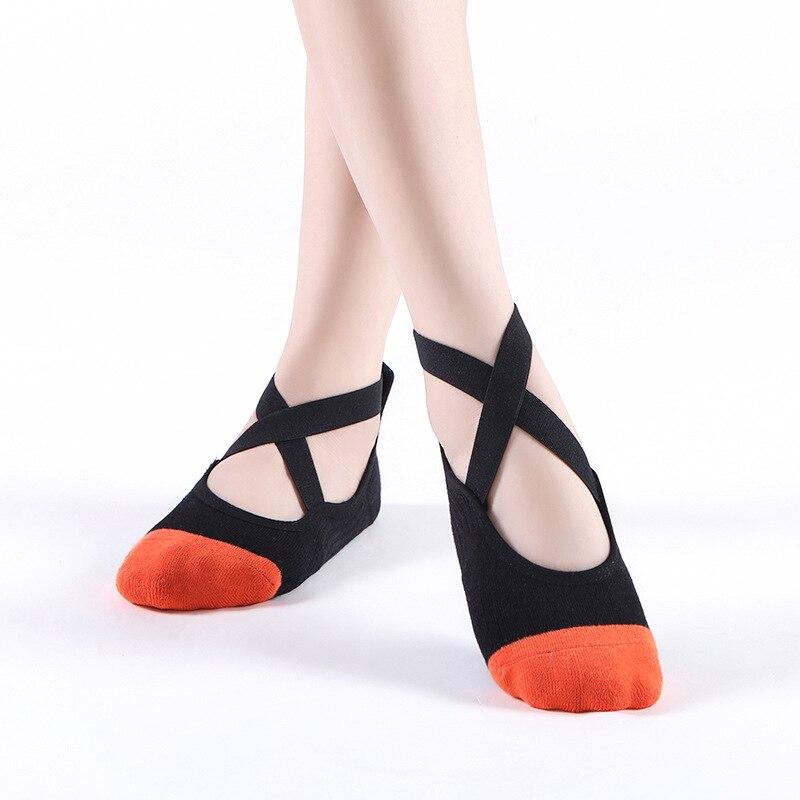 Женские носки для йоги с пятью пальцами, силиконовые нескользящие бандажные носки для балета, пилатеса, дышащие хлопковые спортивные носки с открытой спиной для танцев в помещении