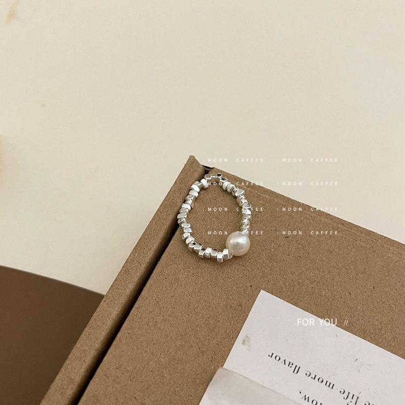 Регулируемое высококачественное кольцо с пресноводным жемчугом и серебряными бусинами