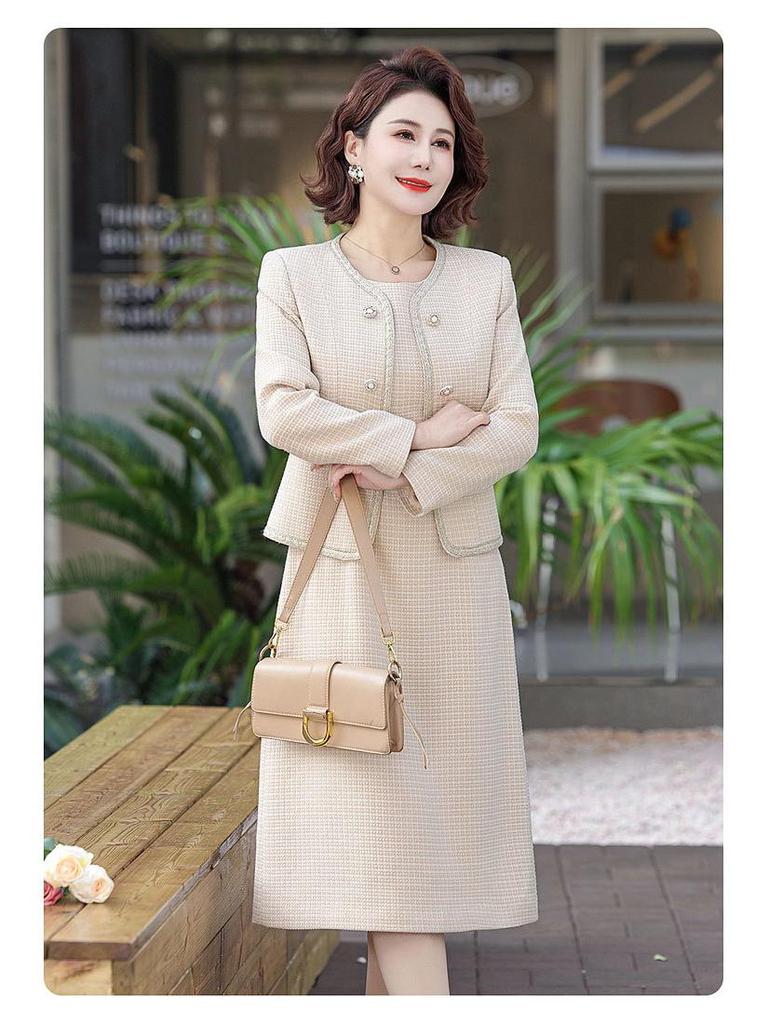 Весенний костюм-двойка 2024 года для женщин среднего возраста (40-60)