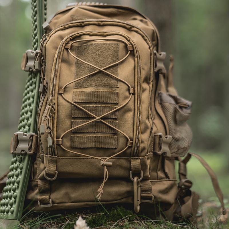 LQARMY 65L Outdoor Backpack Men's Outdoor Hiking Bag Large Capacity Military Army Bags Travelling Camping Rucksack