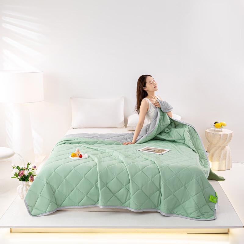 Летнее шелковое одеяло Brangdy Cooling Silk