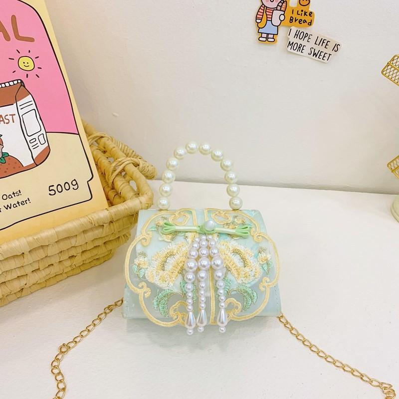 Stylish Retro Children's Shoulder Bag With Breathable Design And Beautiful Beaded Chain For Daily Use