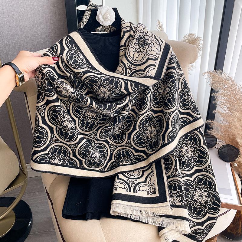 Temperament Tassel Age Reduction Thickened Scarf Outside With Loose Shawl High Sense Travel Cloak Women