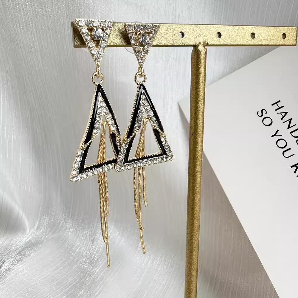 Геометрические серьги-кисточки Trend Temperament Тонкие серьги-украшения для ушей Женская мода Длинная версия