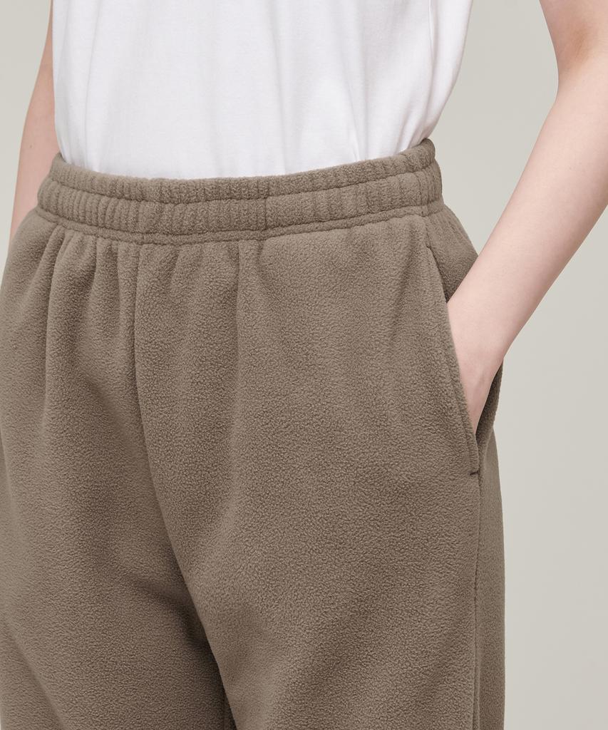 MUSINSA STANDARD WOMAN Women'S Polar Fleece Sweatpants [Dusty Beige]
