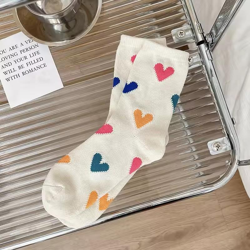 2 Pairs Funny Loving Red Heart Pattern Men Women Crew Socks Street Trend Crew Socks Gift Men Husband Cute Socks Novelty Funky