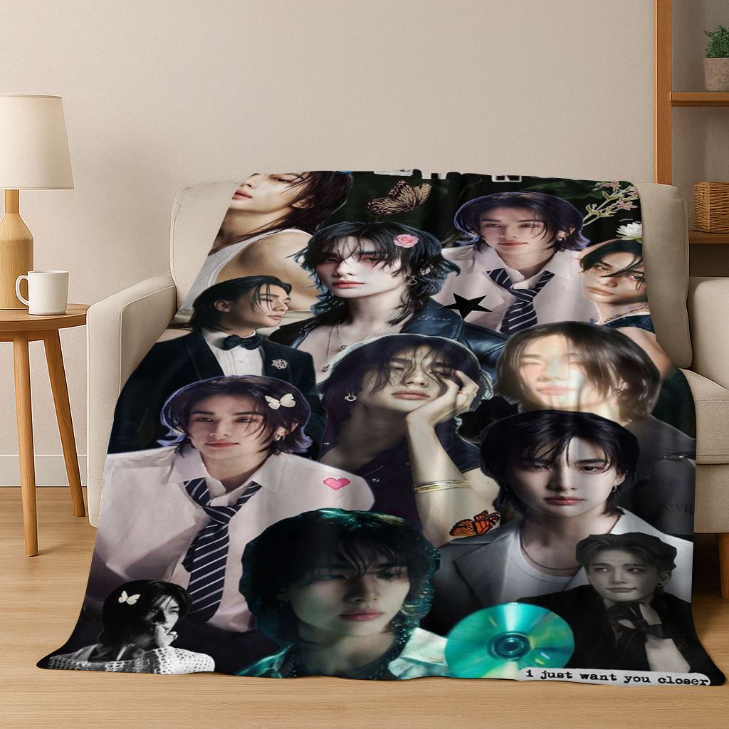 3D Hyunjin Solo KPOP Singer Flannel Blanket,Warm and Cozy Soft Throw Blanket for Home Bedroom Bed Sofa Picnic Office Cover Gift