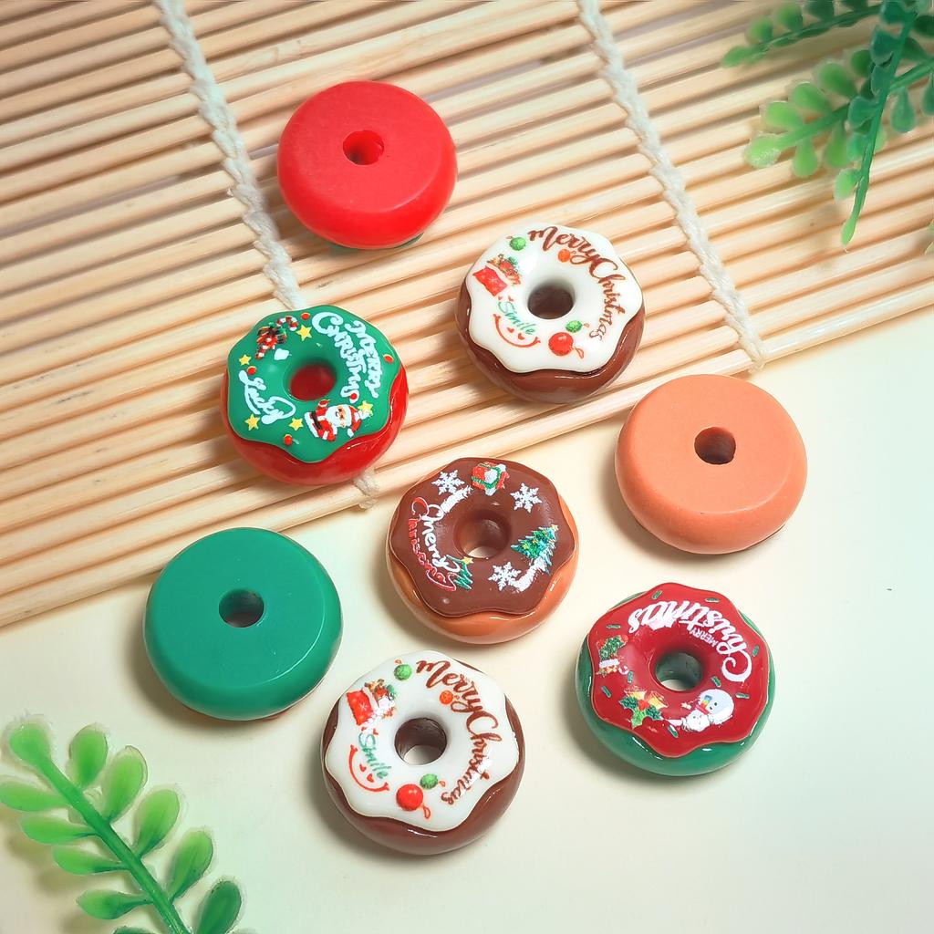 Christmas Holiday Party Themed Food Toys 100Pcs/Lot Xmas Donut Sweet Dessert Slime Beads for Scrapbooking Phone Case Decoration