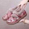 Старый Пекин Новые Вышитые Хлопковые Туфли Женские Мелкий Вырез На Одном Педали Мягкая Подошва Теплые Удобные и Модные Уличные Мамины Туфли