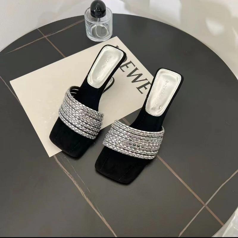 Мода 2024 года, хрустальные ремни, туфли для женщин, летние тонкие высокие каблуки, черные женские тапочки, сексуальные роскошные сандалии с квадратным носком для вечеринок