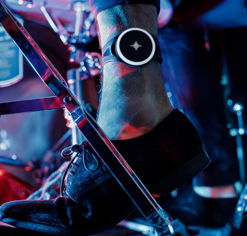 Soundbrenner Pulse Вибрирующий метроном Bluetooth черные носимые часы для музыкантов для профессионалов и новичков Soundbrenner Pulse…