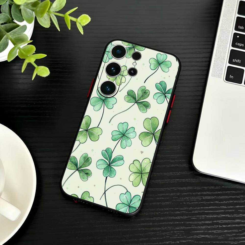 Lucky-Four-leaf clover Phone Case For Samsung S26,S25,S24,S23,S22,S30,S21,Ultra,Plus,FE 5G Black Soft Cover