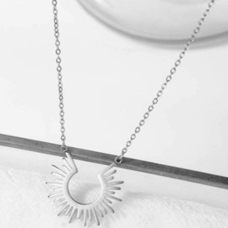 Украшения Простой Подсолнух 18K Нержавеющая Сталь Женское Короткое Ожерелье Украшения из Нержавеющей Стали