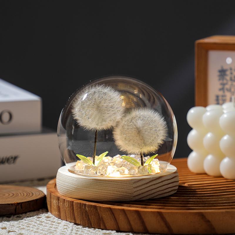 Светящийся букет из стабилизированных цветов «Одуванчик» Ночник в стеклянном куполе - Подарок на день рождения для девочки или девушки