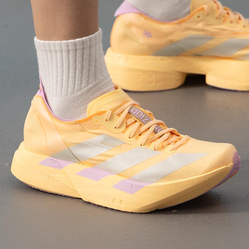 adidas Женские всесезонные шоссейные беговые кроссовки KI3467