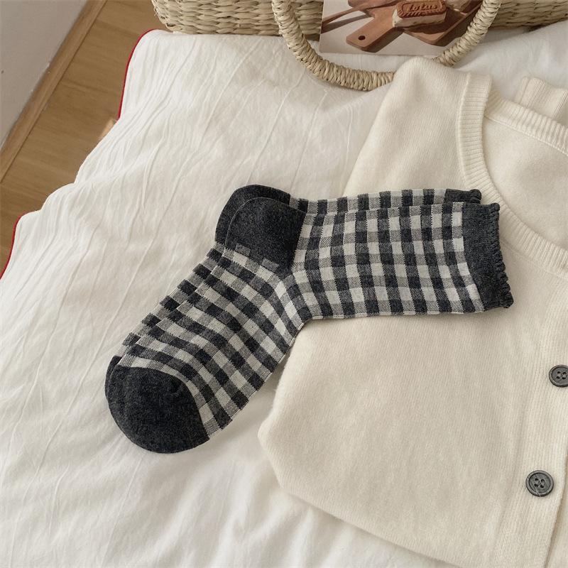 Autumn and Winter Three-dimensional Bow Boneless Mid-calf Socks, Sweet Socks, Women's Lace Socks, Grey Twisted Pile Socks