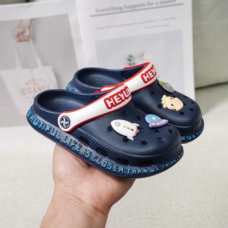 Стильные мультяшные детские туфли с отверстиями, дышащие летние сандалии для мальчиков и девочек, удобный дизайн из ЭВА