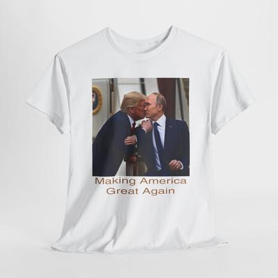 Дональд Трамп целует Владимира Путина Сделаем Америку снова великой Хлопковая футболка