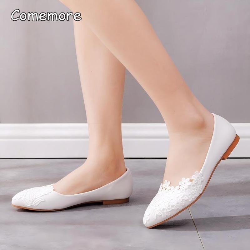 Большие размеры 35-43 Женские белые кружевные свадебные балетки с заостренным носком на низком каблуке, элегантные лоферы без шнуровки Zapatos De Mujer