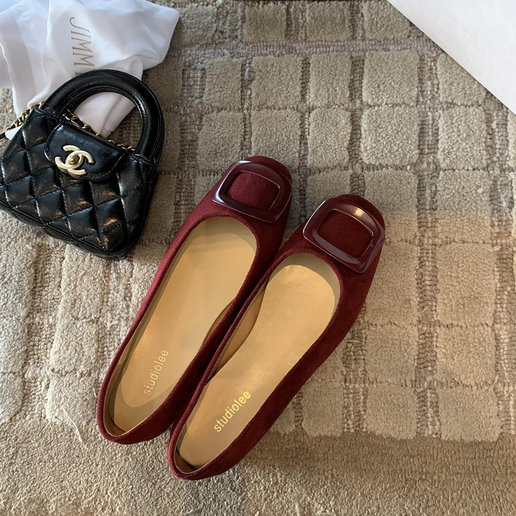 Grape Mother Has the Same Temperament, Round Head Square Buckle, Shallow Mouth Suede, Versatile Flat-soled Single Shoes, Lazy Person with One Foot, M