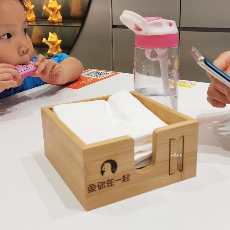 Бамбуковая квадратная настольная коробка для салфеток с логотипом