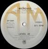 12-дюймовая пластинка LEVEL 42 - Micro-Kid SP12091 A&M Records 1983 US Танцевальная и Электронная Б/У