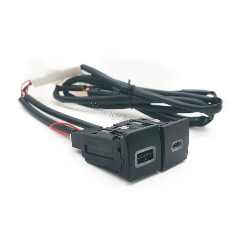 Автомобильное двойное зарядное устройство 12В/24В USB QC3.0 PD Type C Адаптер питания Подходит для Golf 6 Для Jetta 5 MK5 Для Scirocco 2006 - 2012